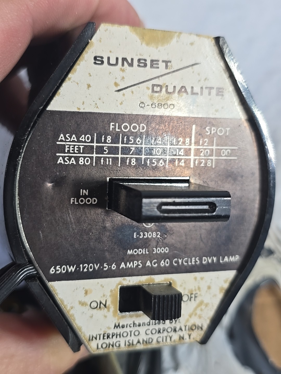 Vintage Interphoto Sunset Dualite Photo Flash Unit Q-6800 3000 w/ Bulb Works