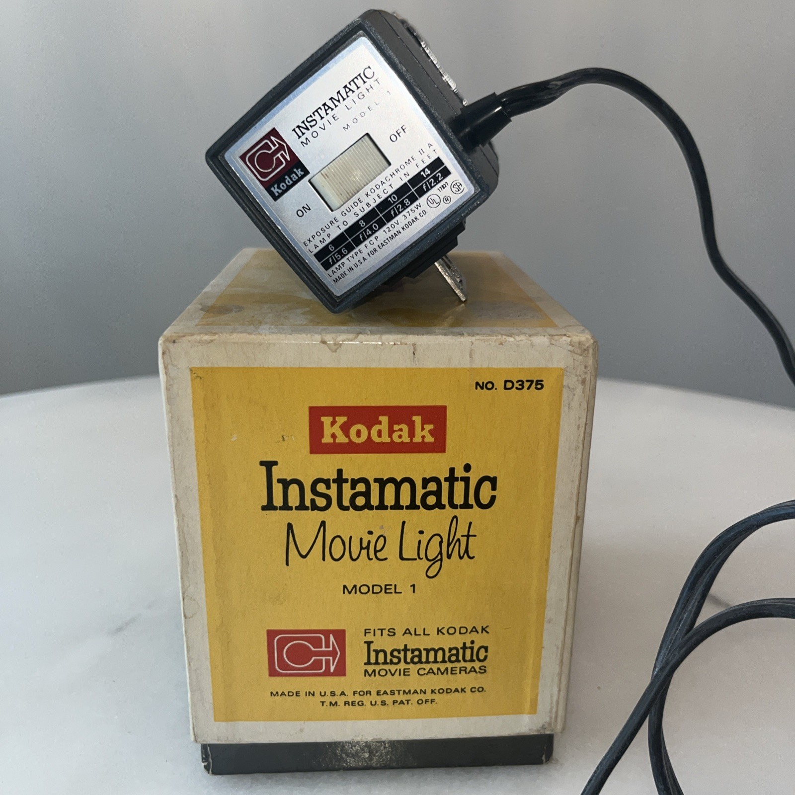 Kodak Instamatic Movie Light Model 1 w/ Bulb Vintage USA. Super Bright!