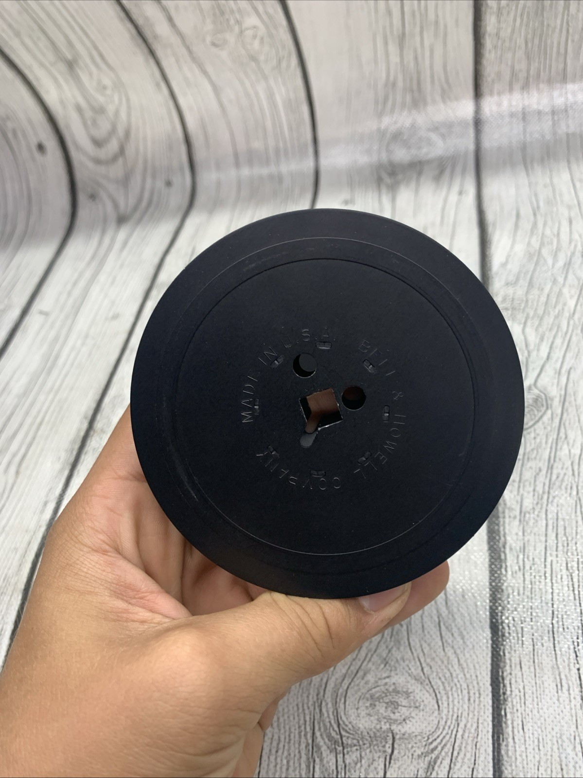 Vintage Bell And Howell Spool ￼Metal ￼black Reel W/Case