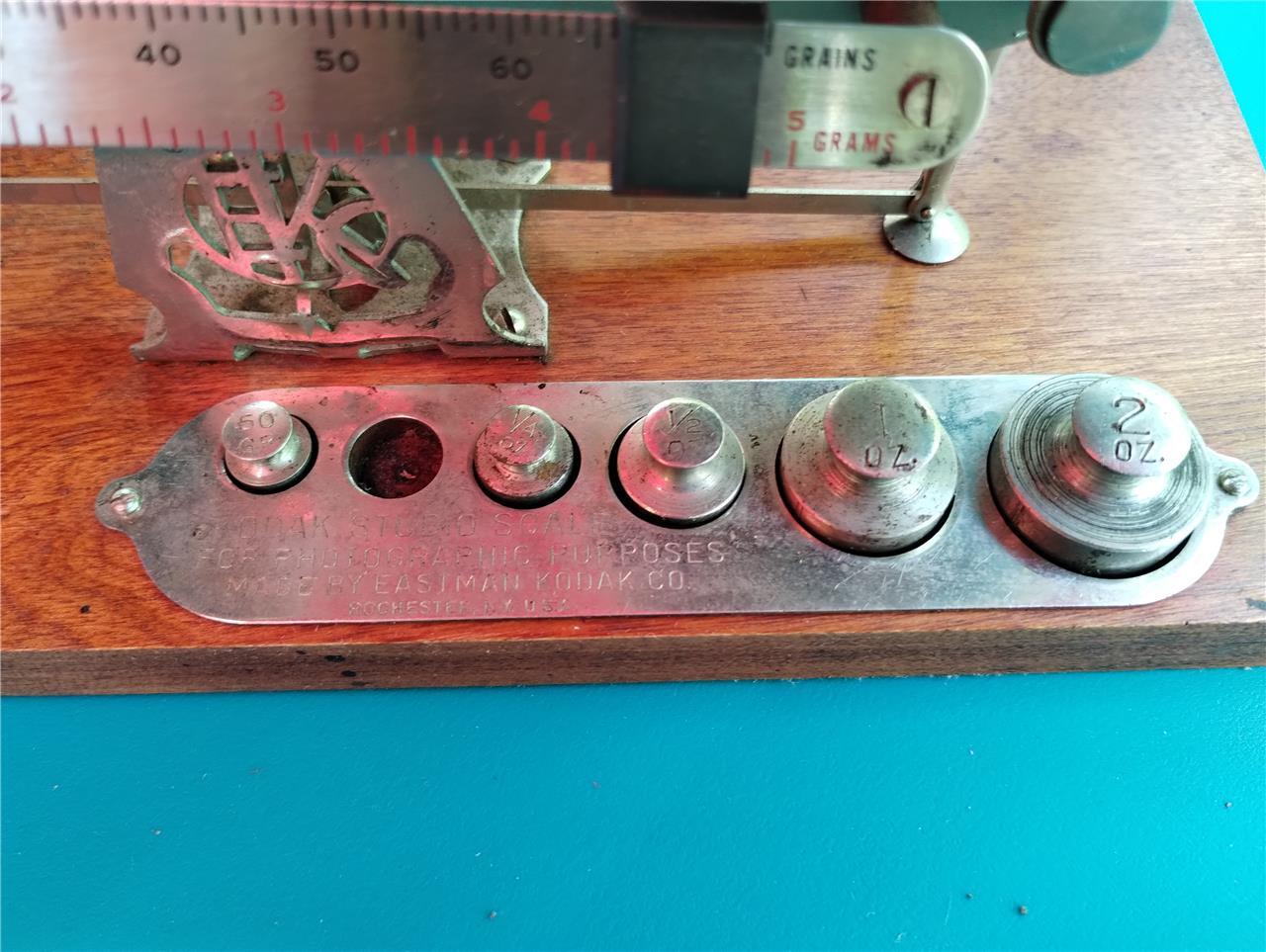 Vintage Eastman Kodak Studio Scale balance w/ weights and pans Darkroom