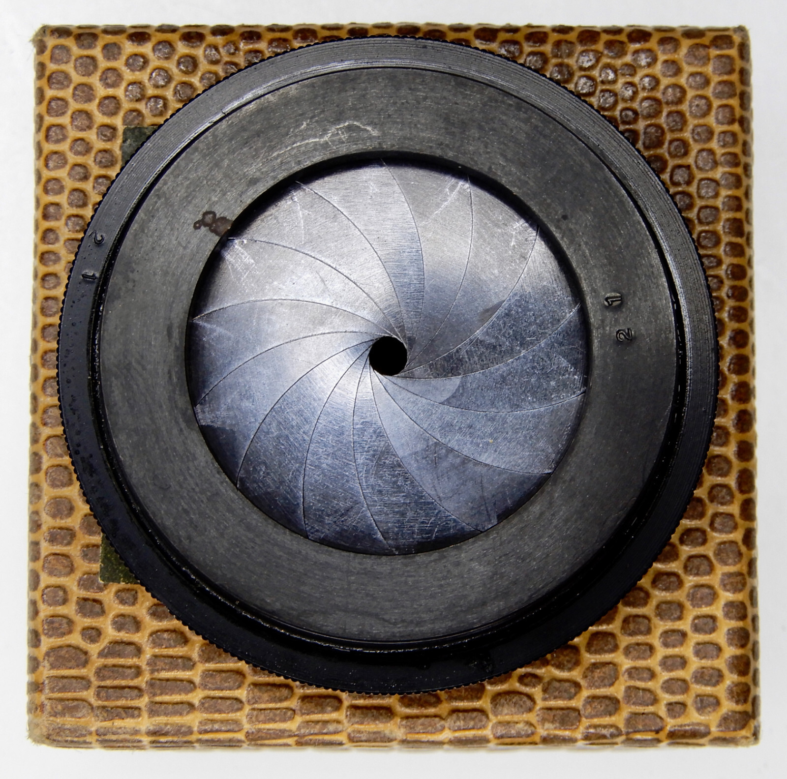 Dallmeyer Iris Diaphragm No.33 B with aperture ring ………. LN w/Box