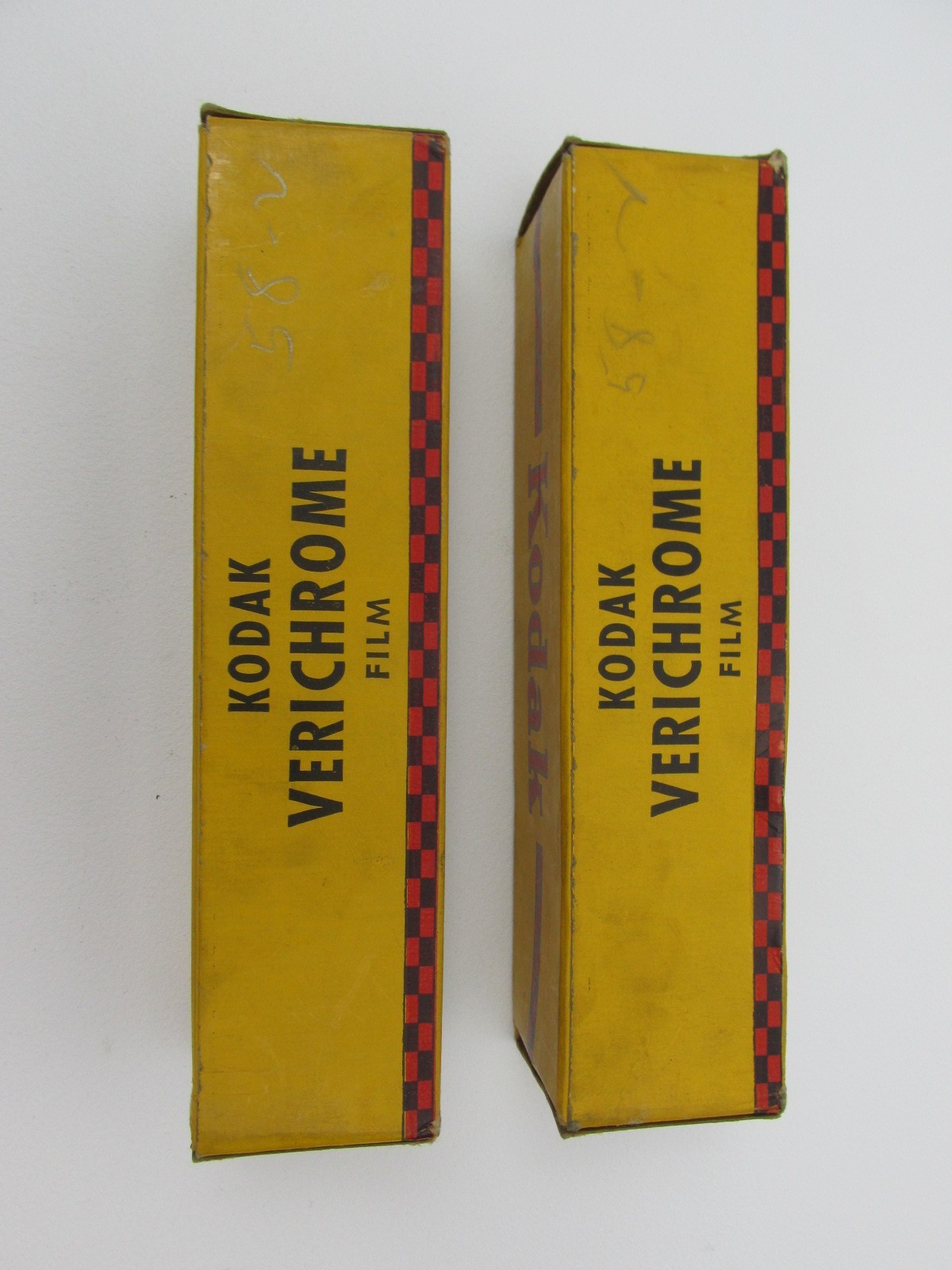 Vintage 1944 Kodak Verichrome Film V-104 Lot of 2 Sealed 5×4″