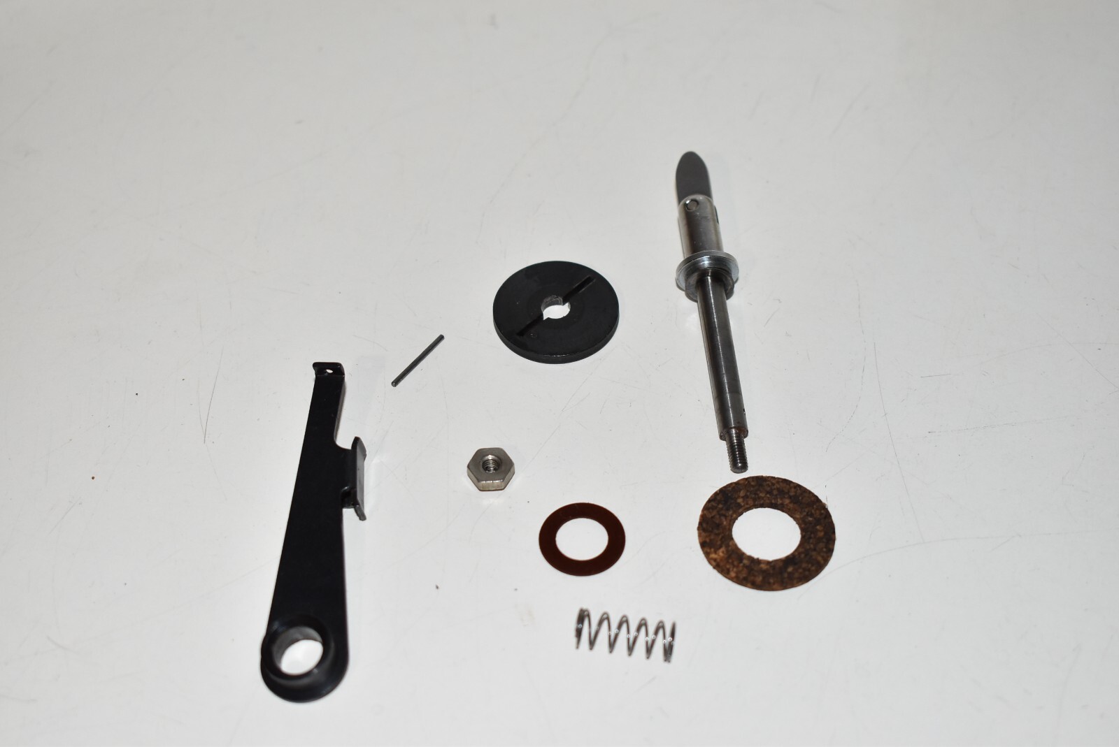 Ampro Futurist 8 Parts: Bottom Reel Holder & Parts