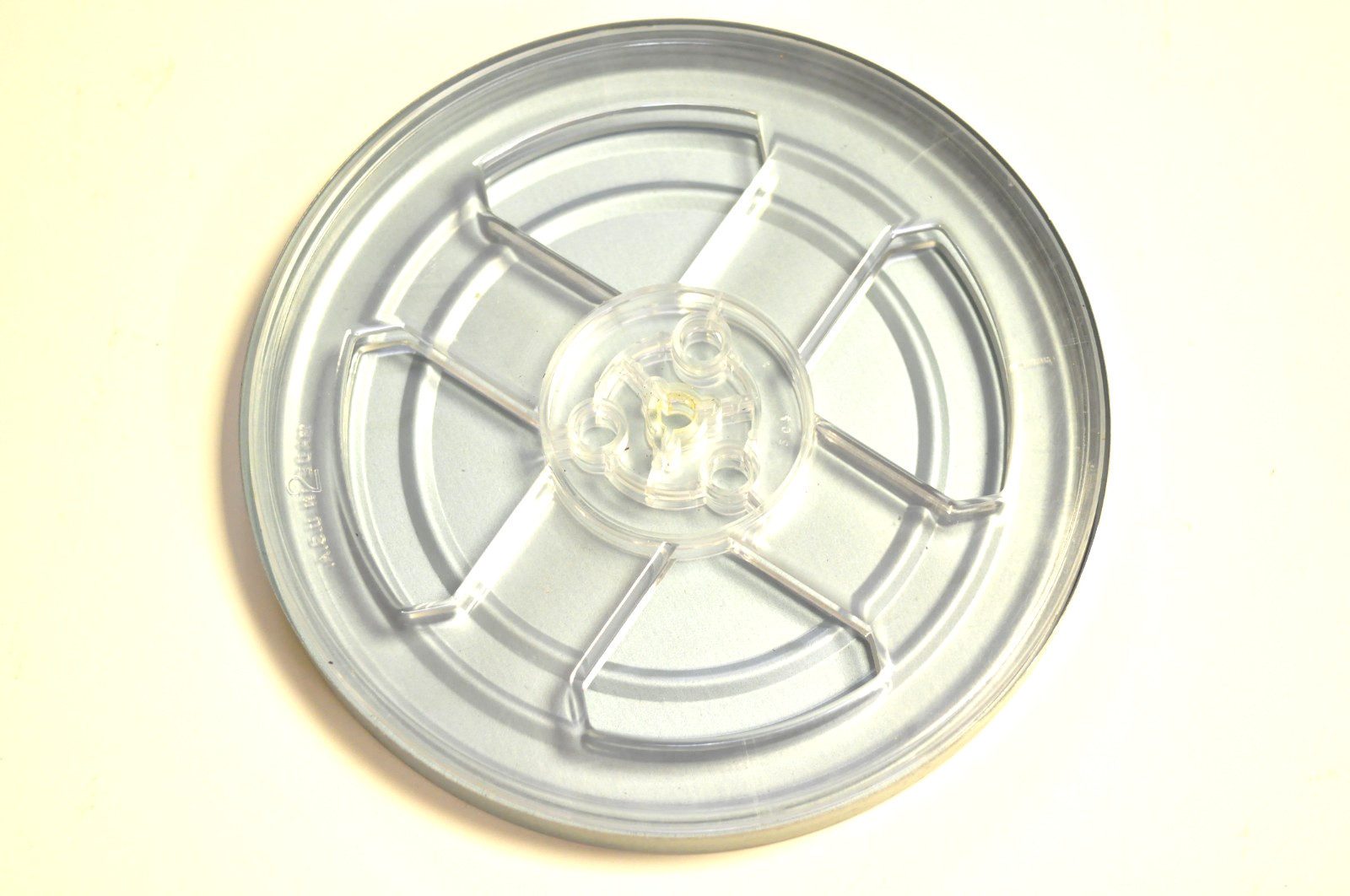 Brumberger metal movie case with 11-7 inch reels/cans. READ.