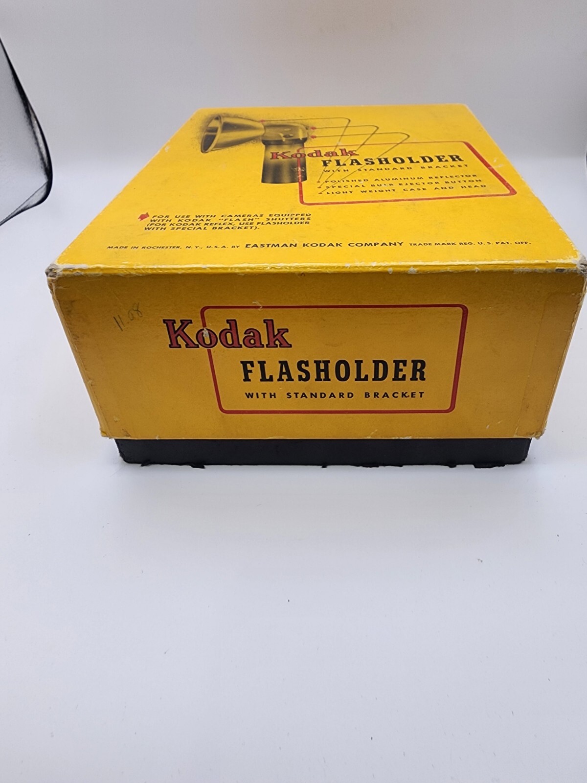 Vintage Kodak Flasholder w/Standard Bracket Original Box & Bulbs Untested