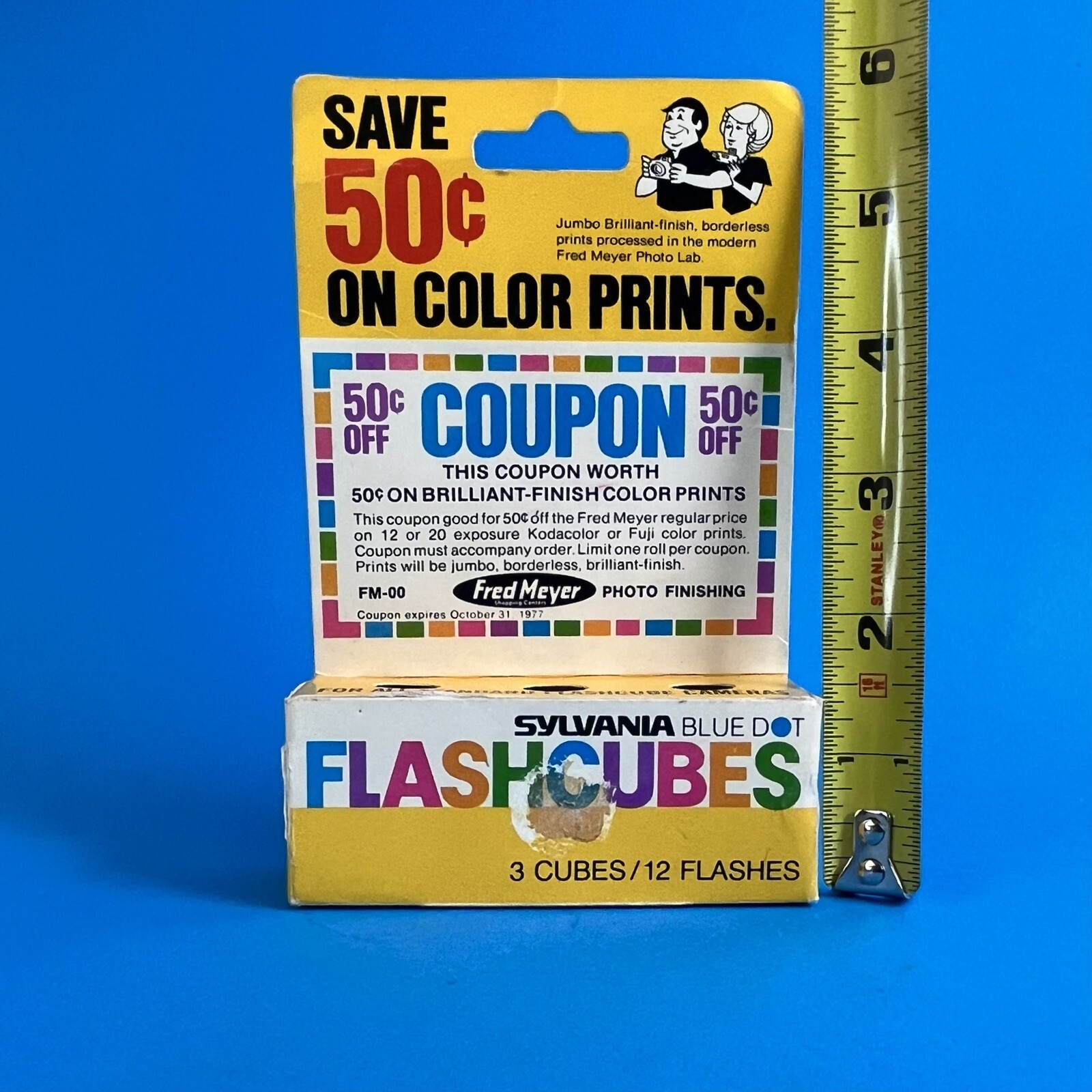 Sylvania Blue Dot Flashcubes NOS 3 Pack Unused For Use Or For Movie Prop
