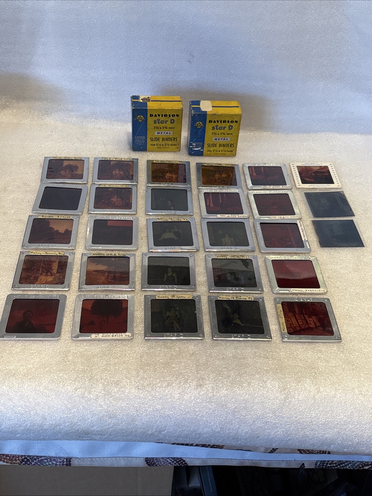 Vtg Lot of 28 Photos From 1950’s In Davidson Star D Slide Binders Beach, Family