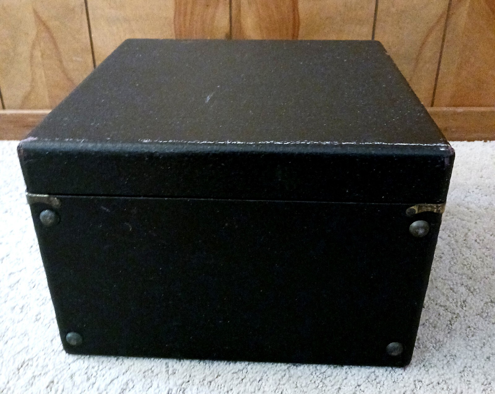 Vtg Barnett and Jaffe 35mm Slide Case 16 Sections 11 x 11 x 7.5 Metal Nameplate