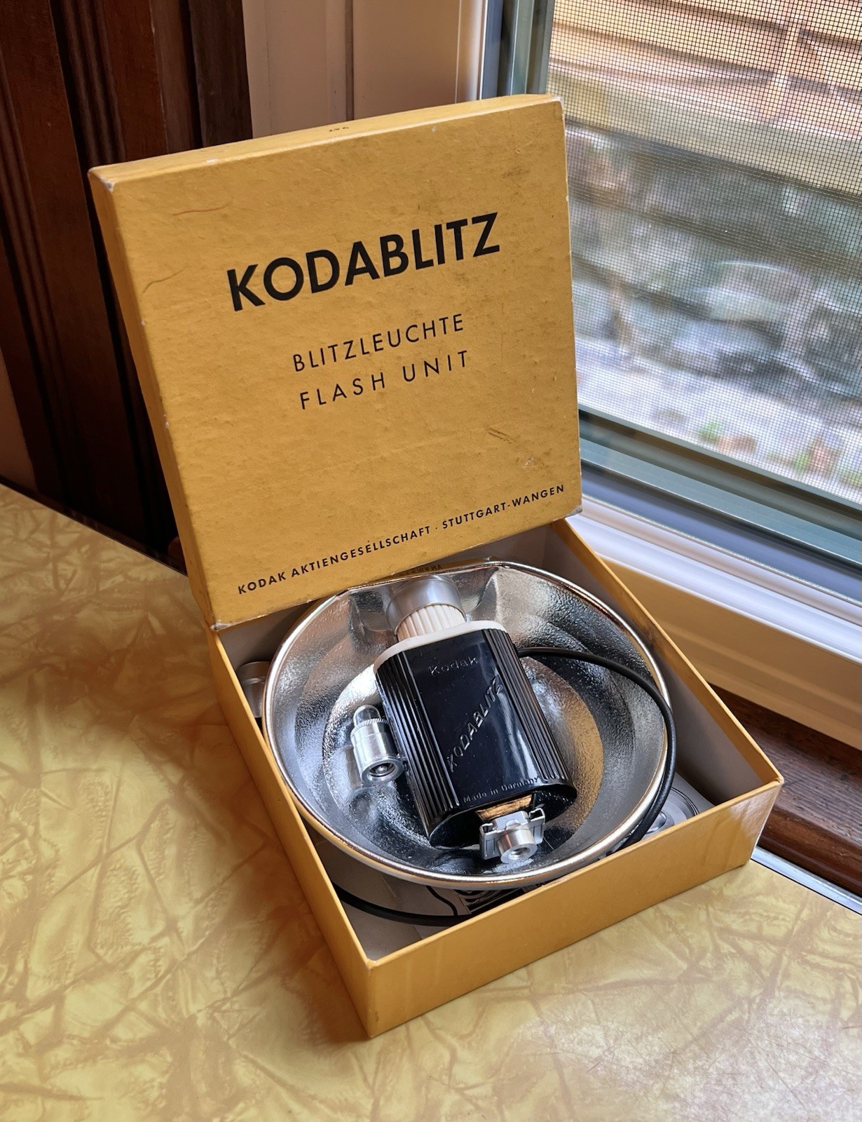 Kodak Kodablitz Flash Unit in Original Box *for film camera