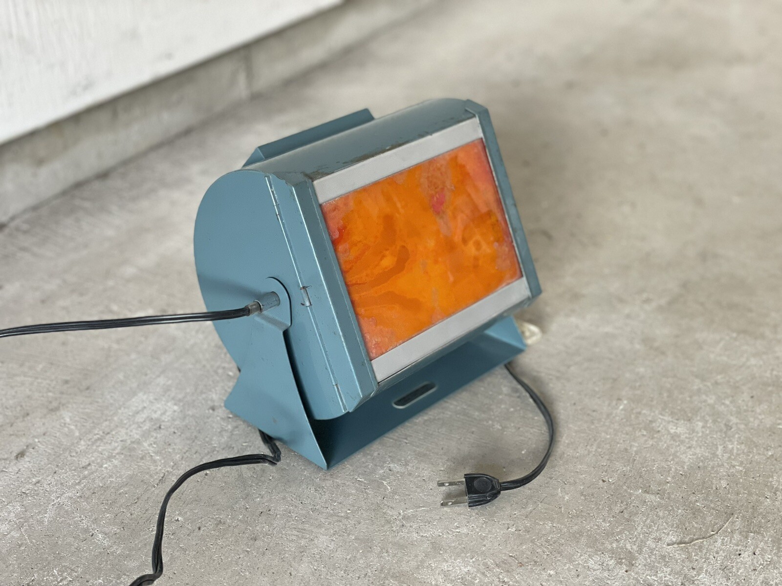 Vintage Spiratone Dark Room Light – 3 Way Rotating Filter – Japan – Unique Lamp