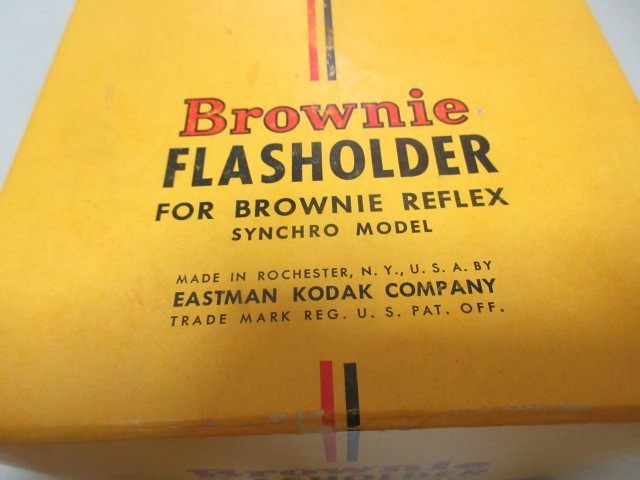 VINTAGE KODAK BROWNIE REFLEX SYNCHRO MODEL CAMERA FLASH WITH BOX