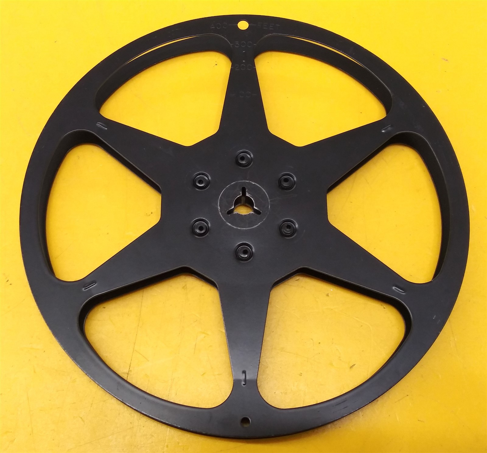 ⭐️⭐️⭐️⭐️⭐️ Bell & Howell Autoload 8mm Film Reel Metal Spool 400ft. w Canister