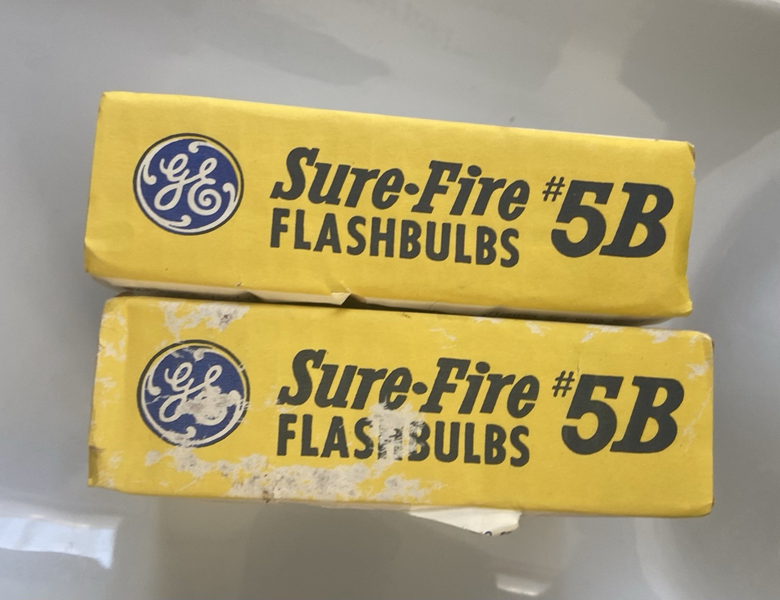 Flashbulbs General Electric Surefire 5b Socket Photography Vintage Camera