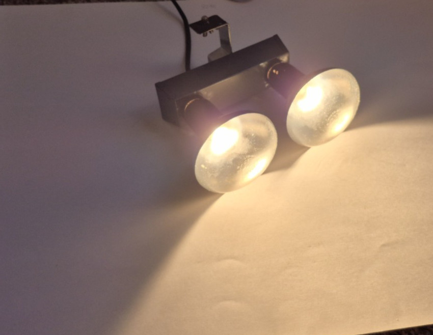 Vintage 2 Bulb Movie Film Light, Model 2500, WORKS