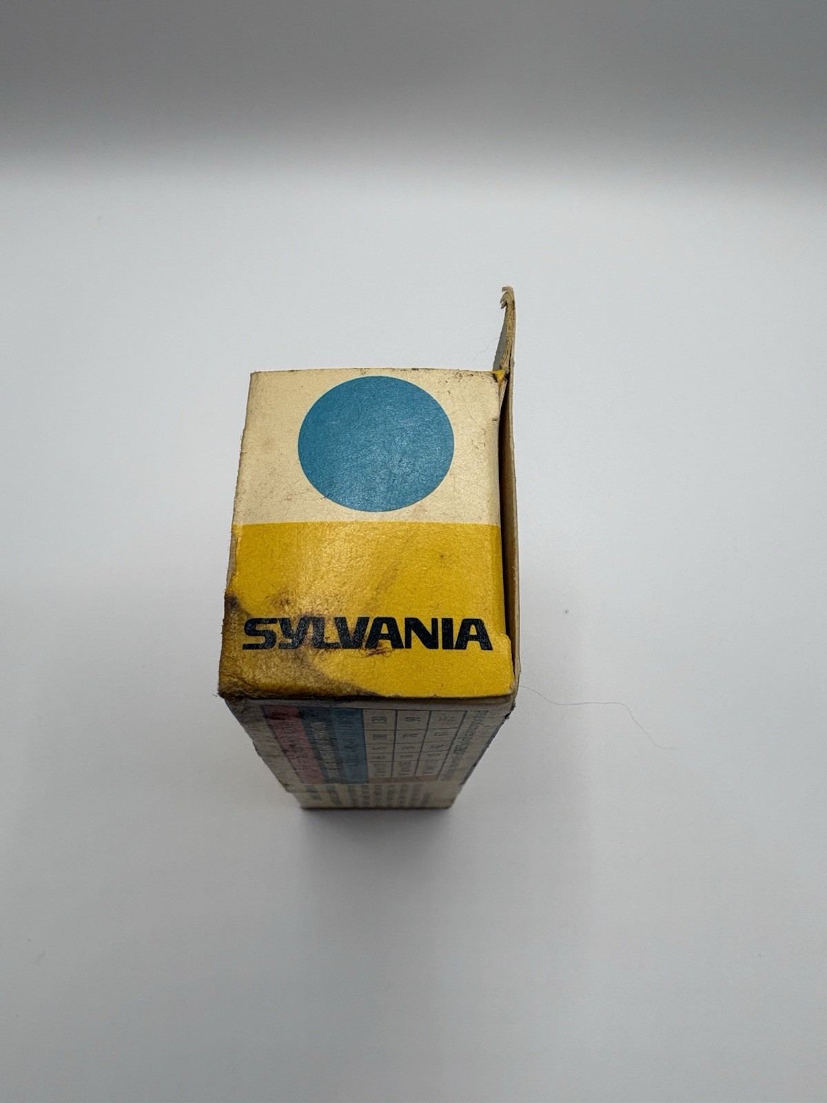 Vintage Sylvania Blue Dot Flashcubes 4 Flash Cubes