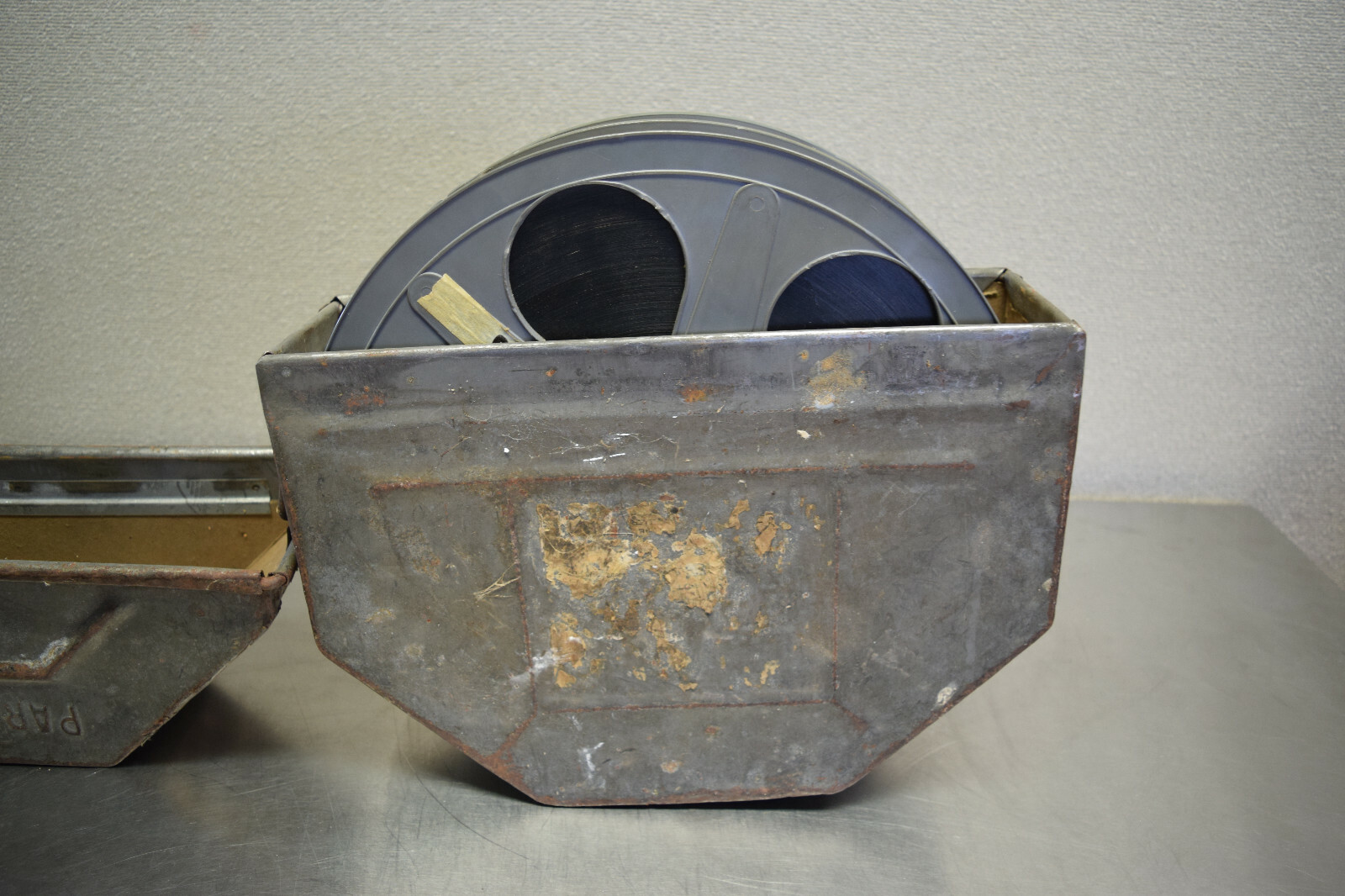 Paramount Motion Picture Metal Canister Reel Case w/#4 & 5 of Teen Wolf Too