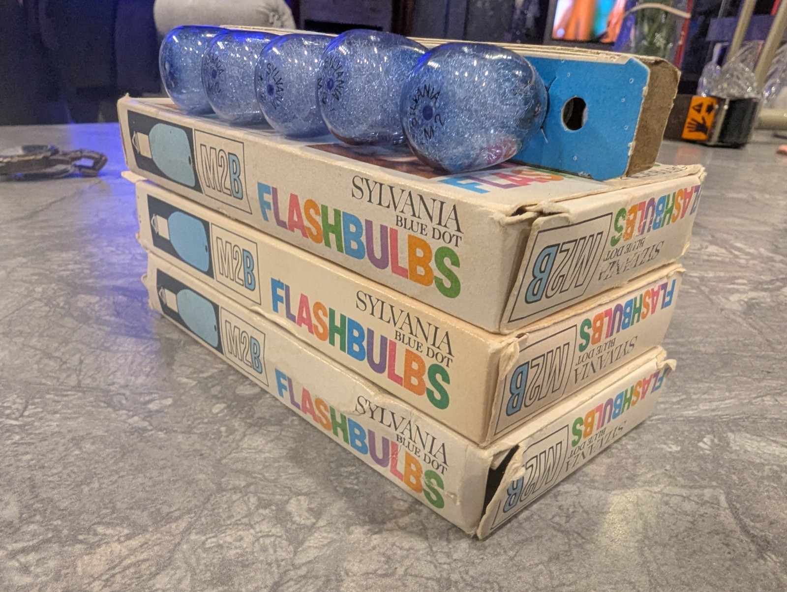 Sylvania Blue Dot Flashbulbs M2B- 3 Packs, Total Of 33 Bulbs- Brand New