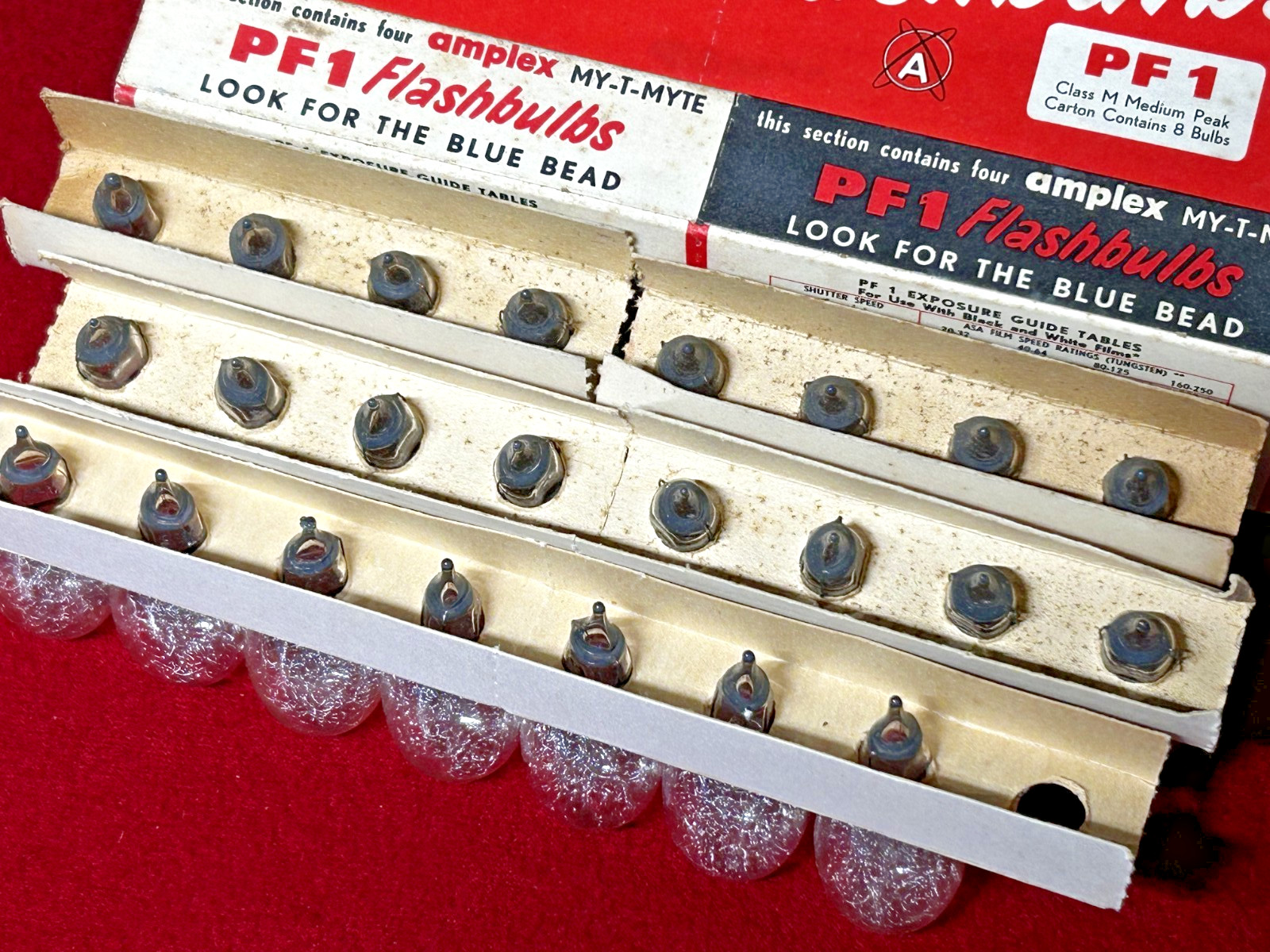 Amplex My-T-Myte Photo Flashbulbs PF-1 Class M (23 bulbs total)