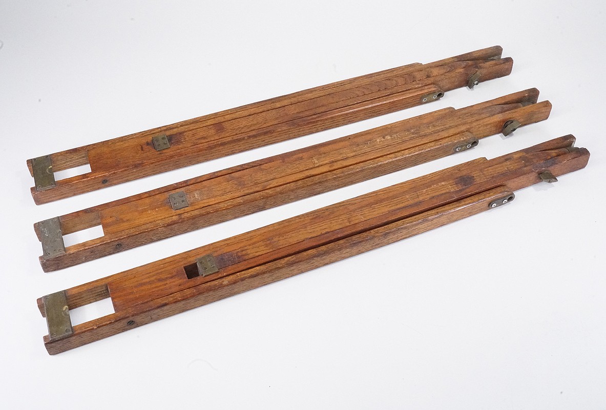 SANDERSON? WOODEN TRIPOD LEGS/226252