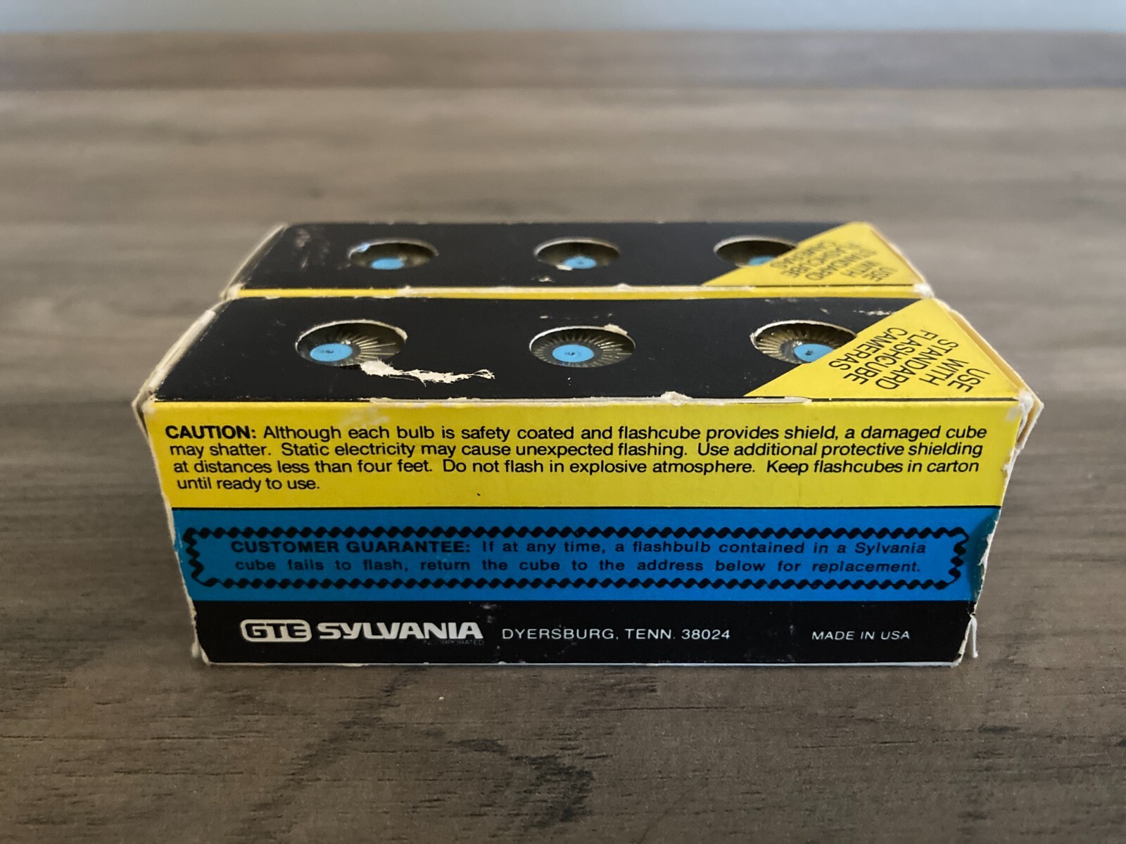 Lot of 2 Packs Sylvania Blue Dot Camera Flash Cubes 3-Pack 12 Flashes