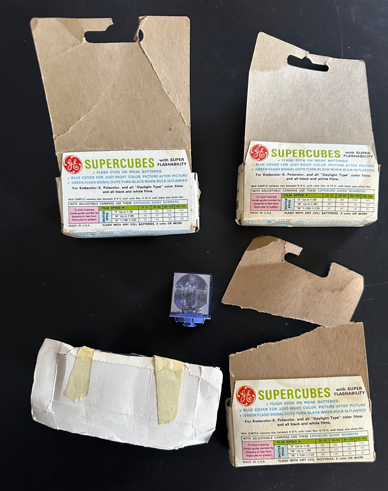 3 Boxes GE Super Cubes & 4 Westinghouse Flash cubes Flash bulbs