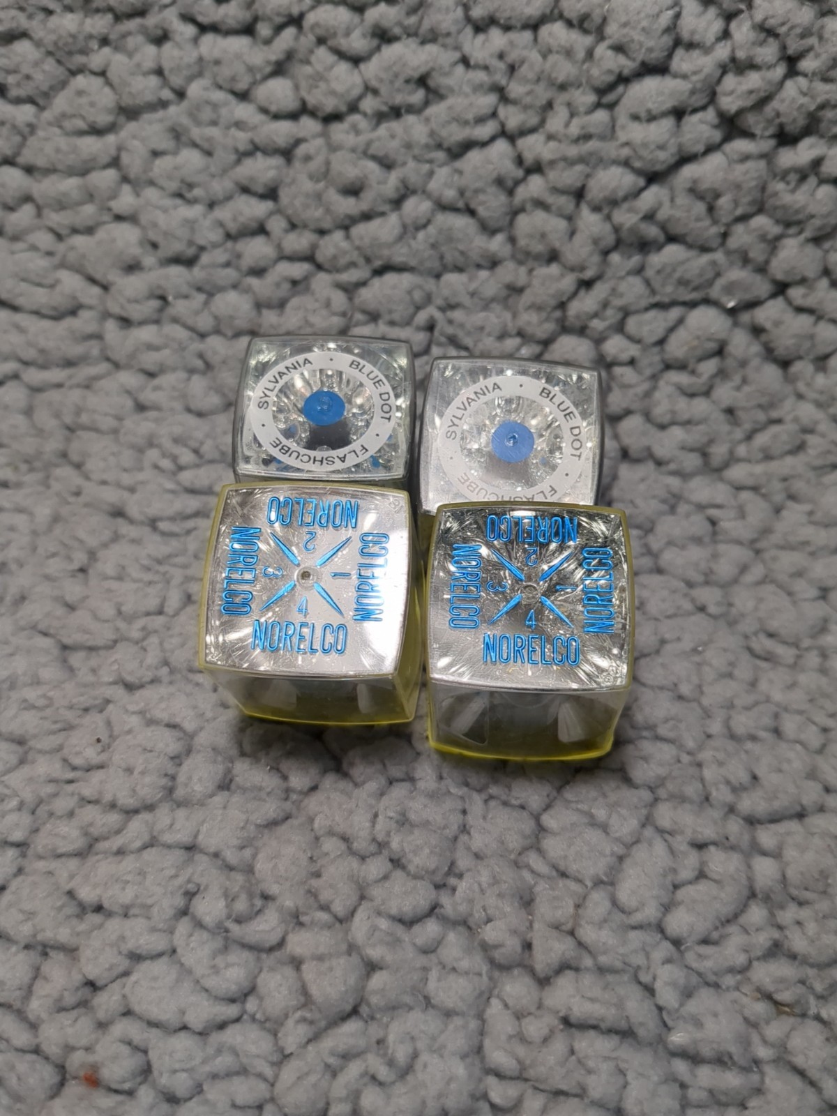 4 Vintage Plastic/Glass Flashcubes Circa 1970’s Sylvania Blue Dot and Norelco