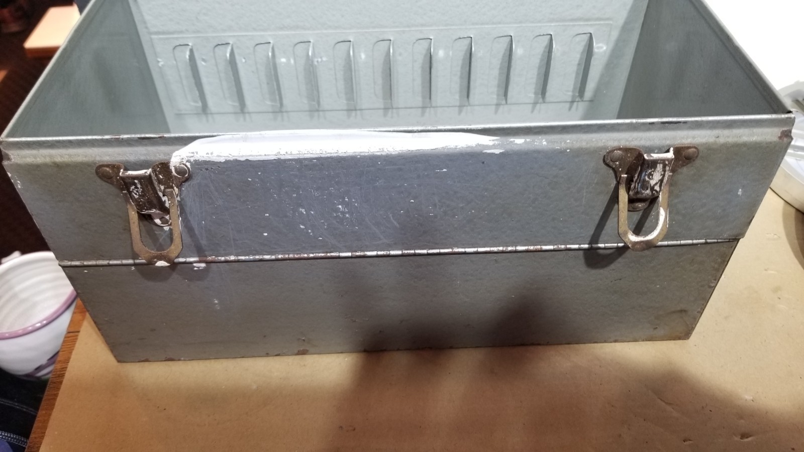 Vintage Metal Film Reel Storage Case 16mm 7″ x 12 storage