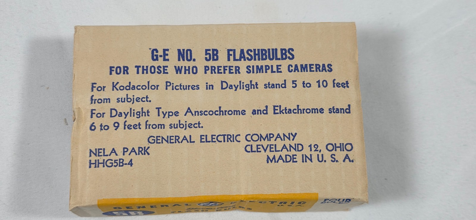 General Electric Sure-Fire Flash Bulbs Complete 12 Bulbs 5B – 10 Bulbs