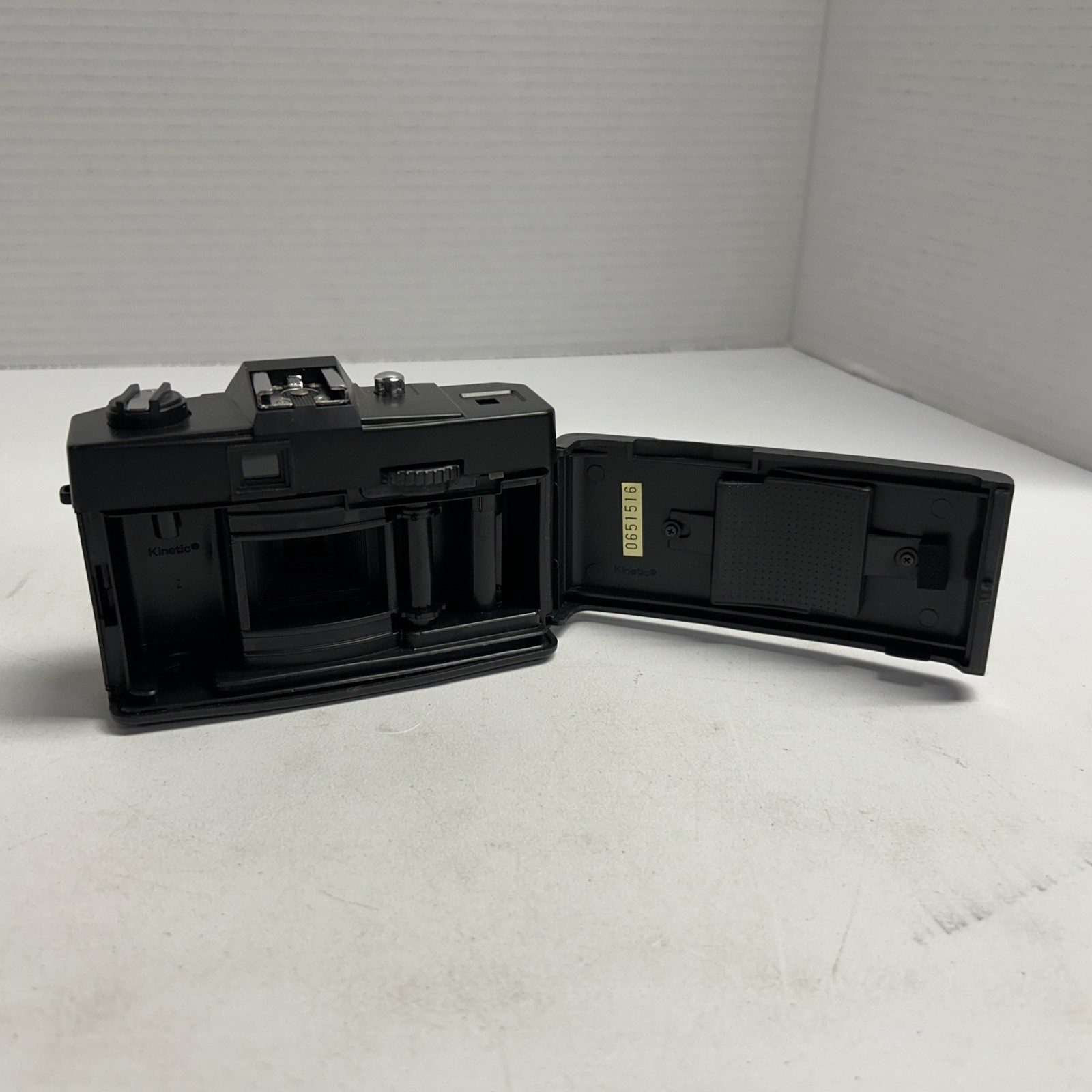 Time Promotional Camera 50mm Auto Fix Focus 1:6 Lens CAMCOL78