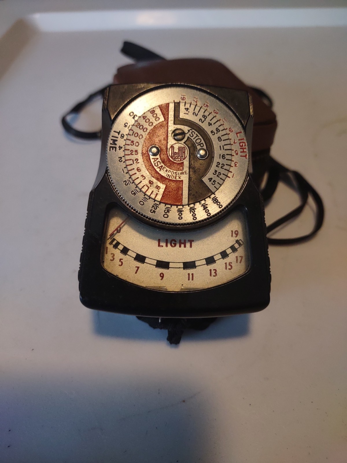 Vintage DeJur-Amsco Model 5-B Light Exposure Meter in Original Leather Zip-Case