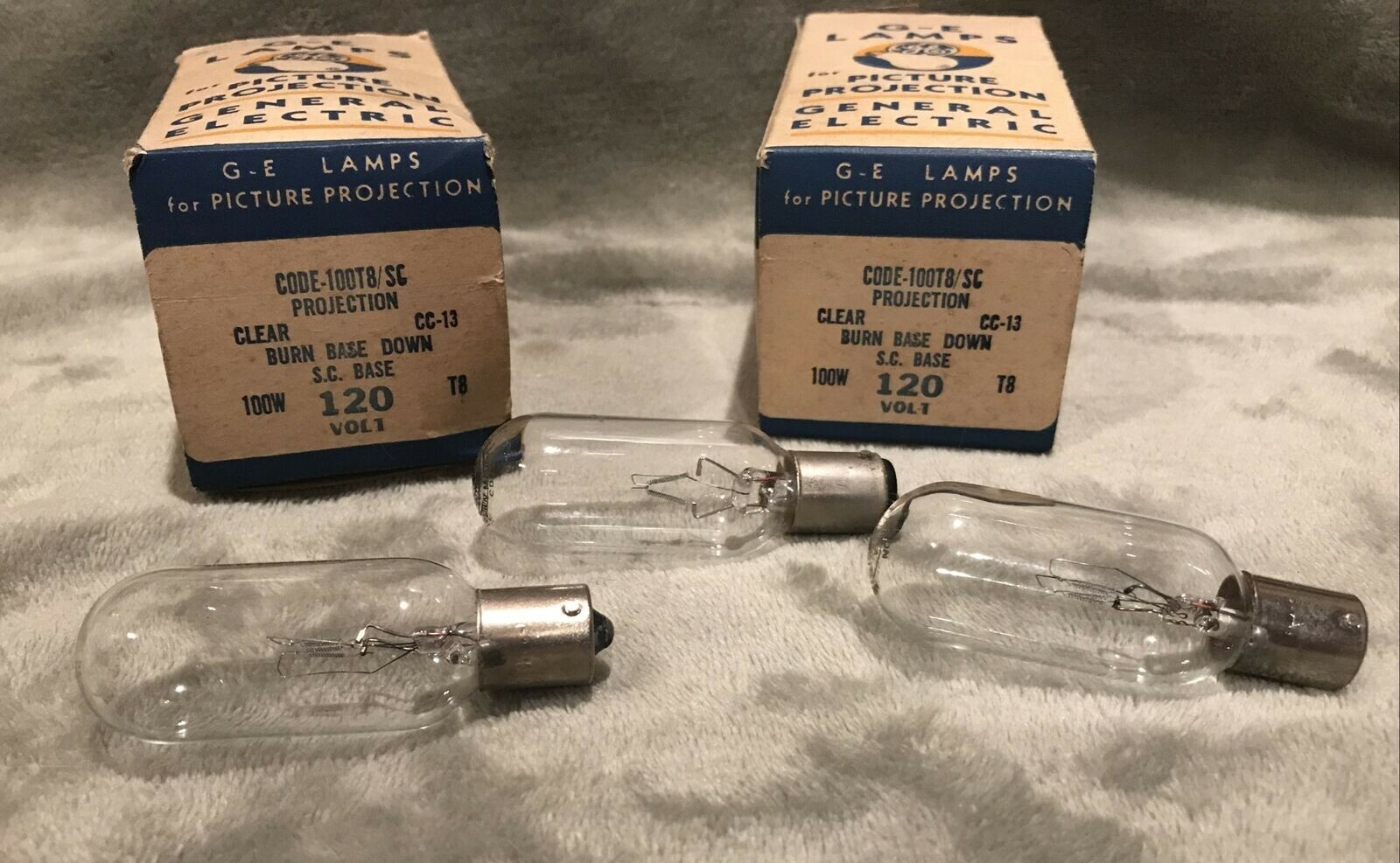G-E GE Mazda Lamps for Picture Projection 100W-120V – Lot of 3 Bulbs