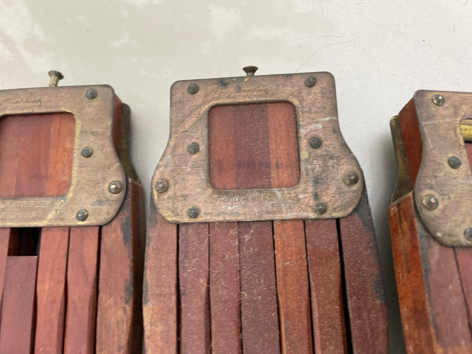 3 Eastman Kodak Folmer & Schwing crown tripod No 2