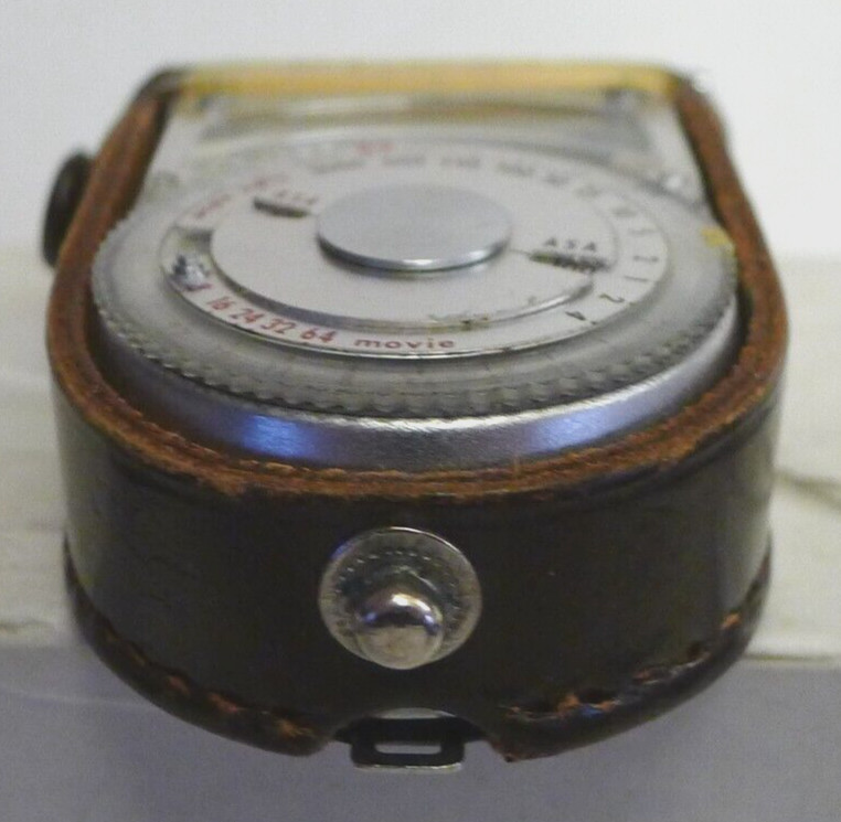 Sekonic L-8 Exposure Light Meter +Partial Leather Case – Made in Japan – TESTED