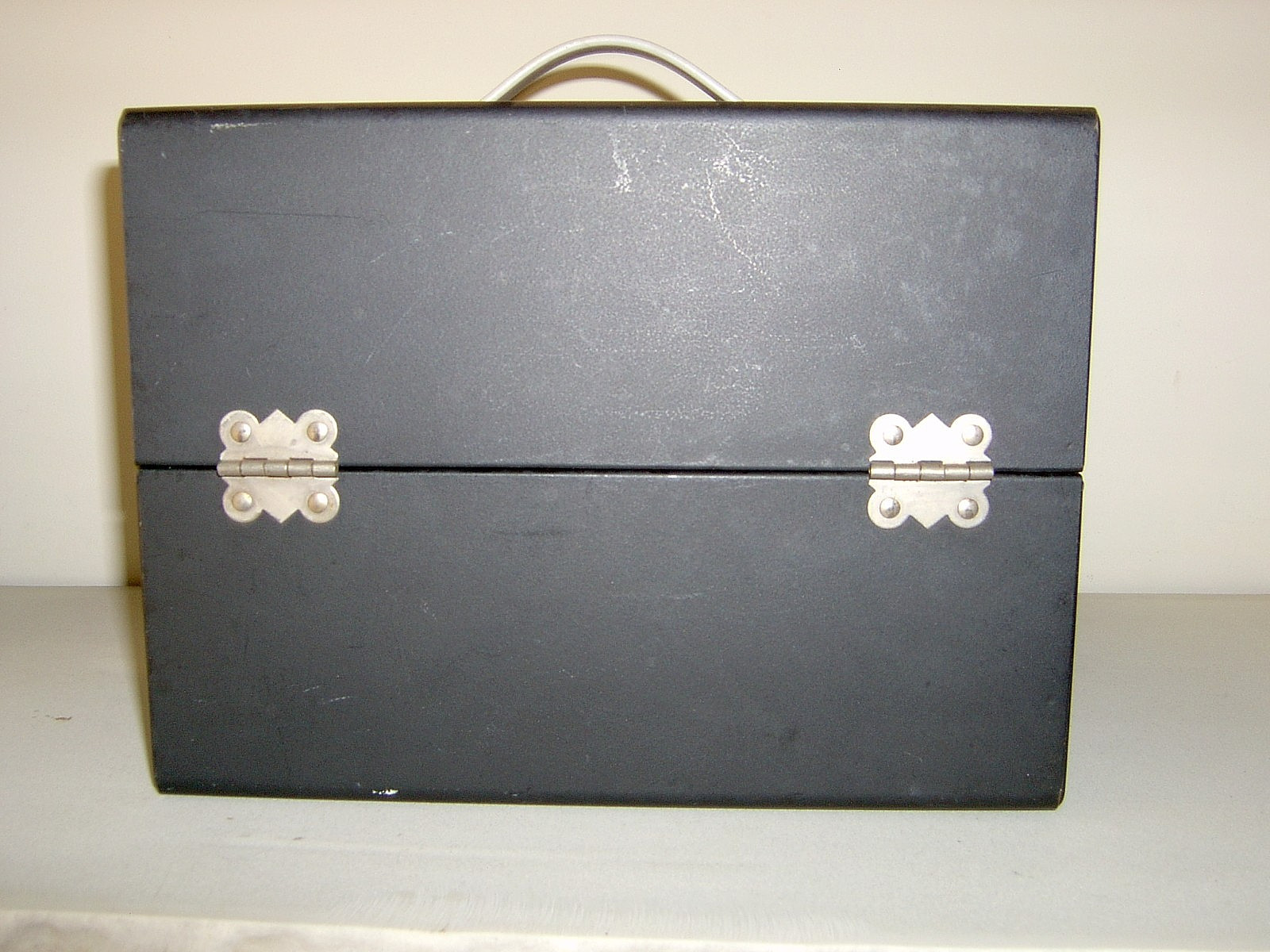 Vintage Wards 8mm Movie Film Storage Case with 12 Reel Film Canisters
