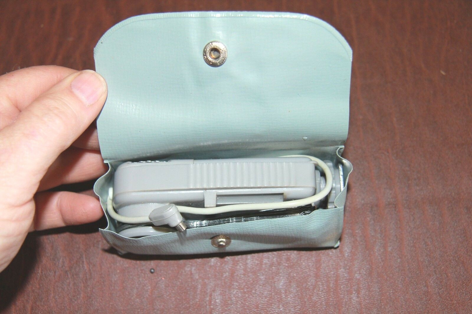 VINTAGE ULTIMA FLASH UNIT WITH CASE – FROM THE ’50S! – EXCELLENT CONDITION