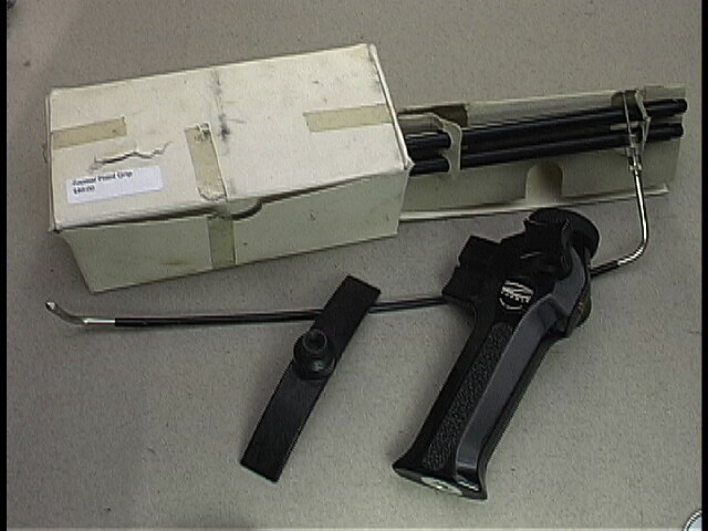 Zoomar Pistol Grip with Arm Support,Cable Release #Box 2 ……… Minty