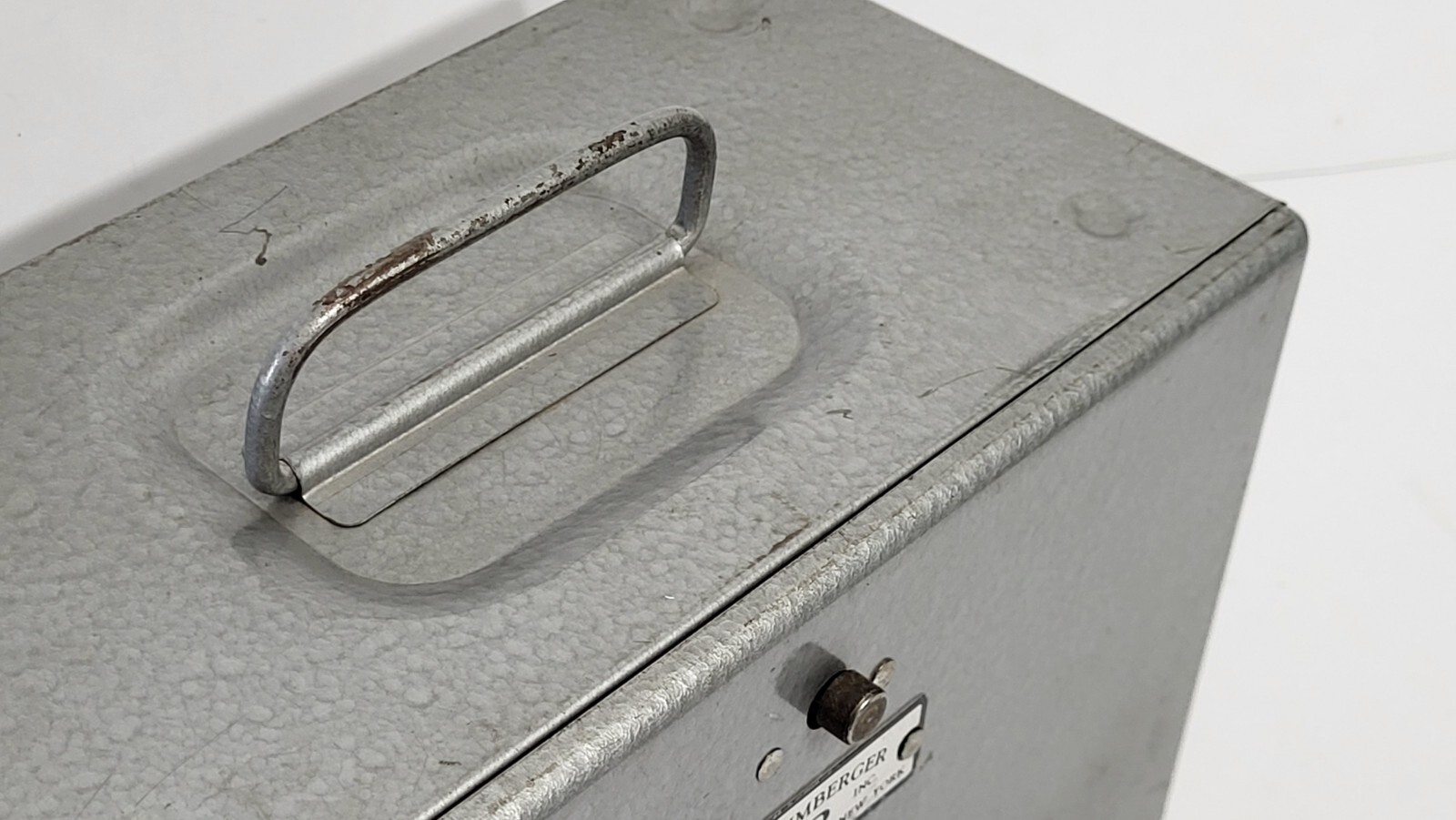 Vtg Brumberger 8 mm metal reel holder case storage bin 1950 mid century 12 Rolls