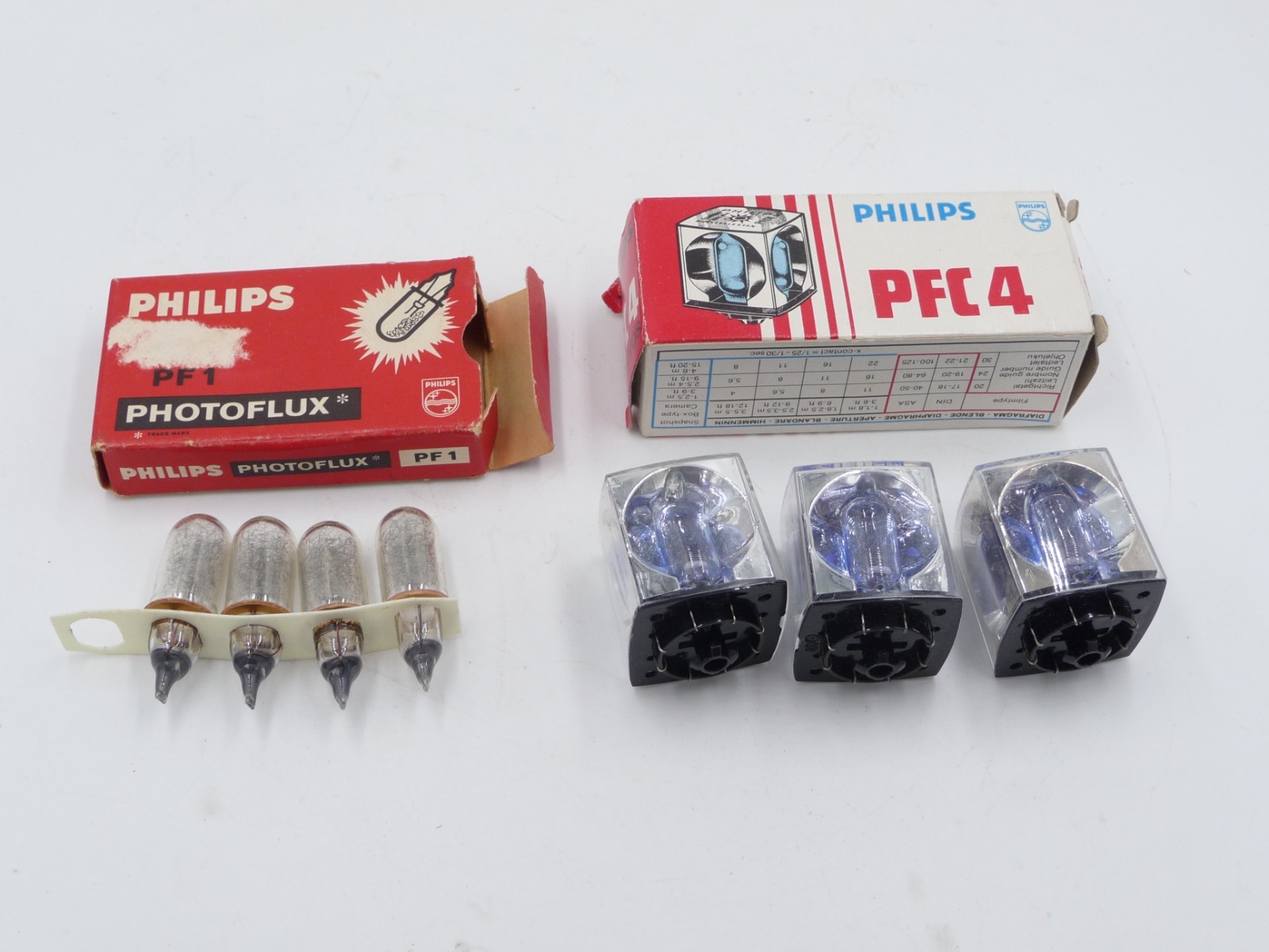 Lot of Philips PFC4 and PF1 flashcubes