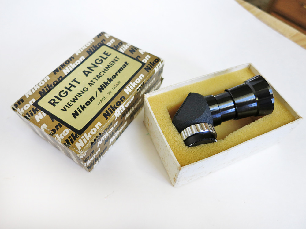 Nikon Right Angle Viewfinder for Nikon F Cameras in the Box!
