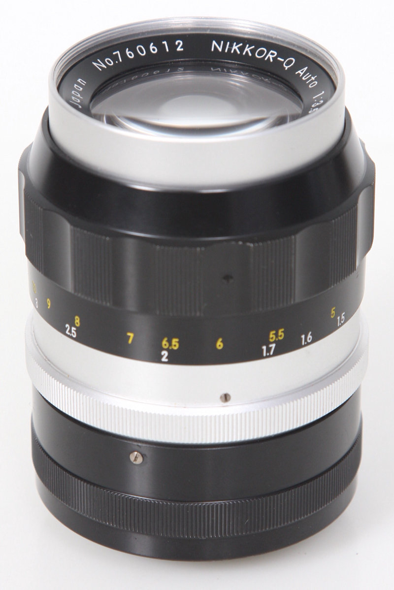 Nikon Nikkor Q 135mm f3.5 Lens Non-AI Mount for F F2 nikkormat camera early