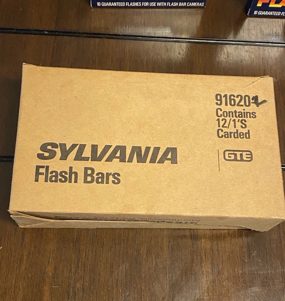 NOS – Lot (4) Vintage Sylvania (GTE) Blue Dot Flash Bars – 40 Flashes-Polaroid
