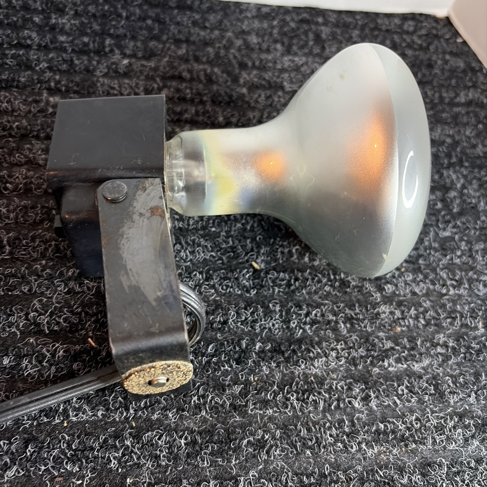 Vintage RARE Hot Shoe mounted Argus 300W Movie Light – Model 745 8mm 16mm