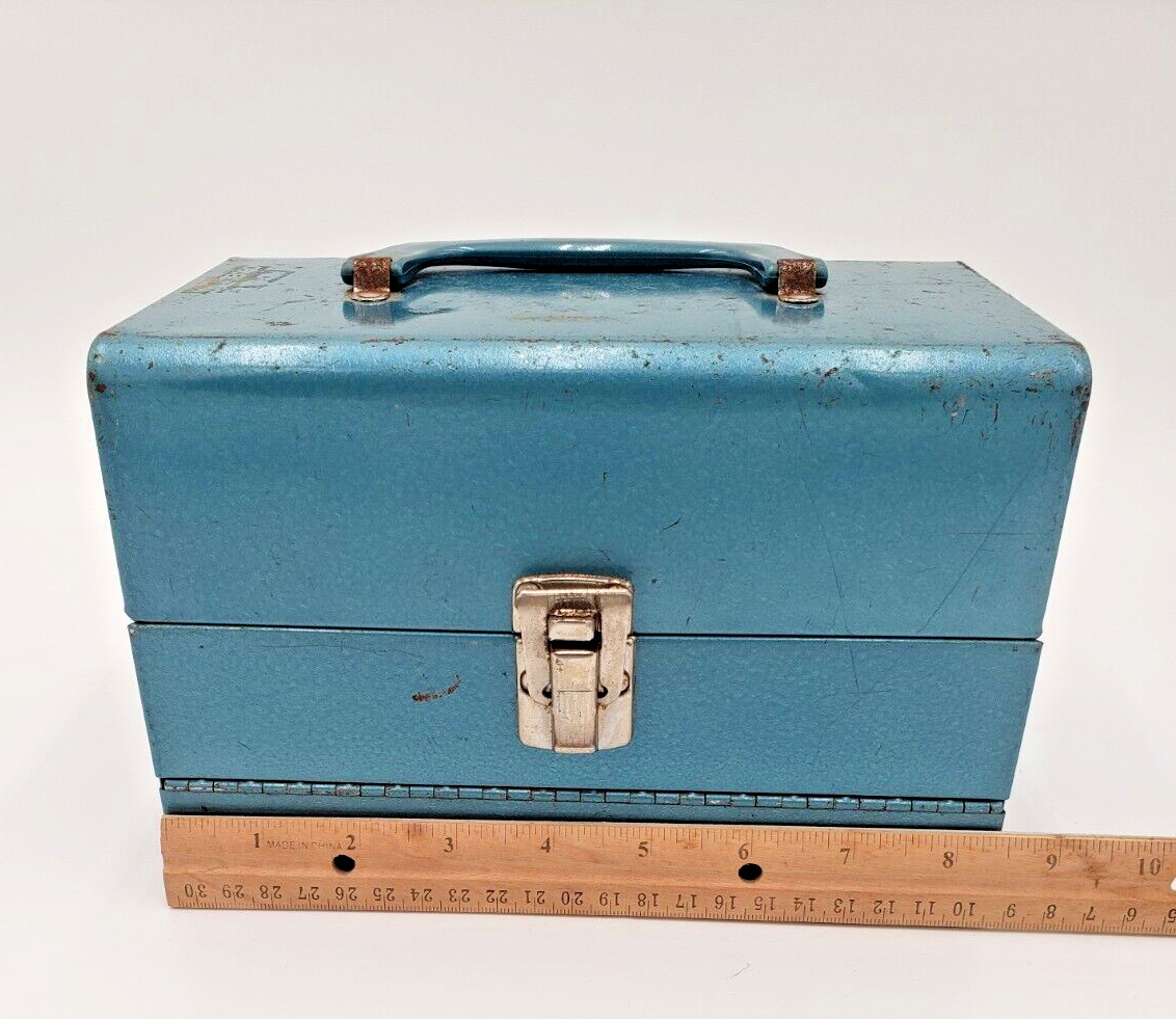 Logan De Luxe 5 Inch Movie 12 Reel Chest Metal Storage Box Carry Tote