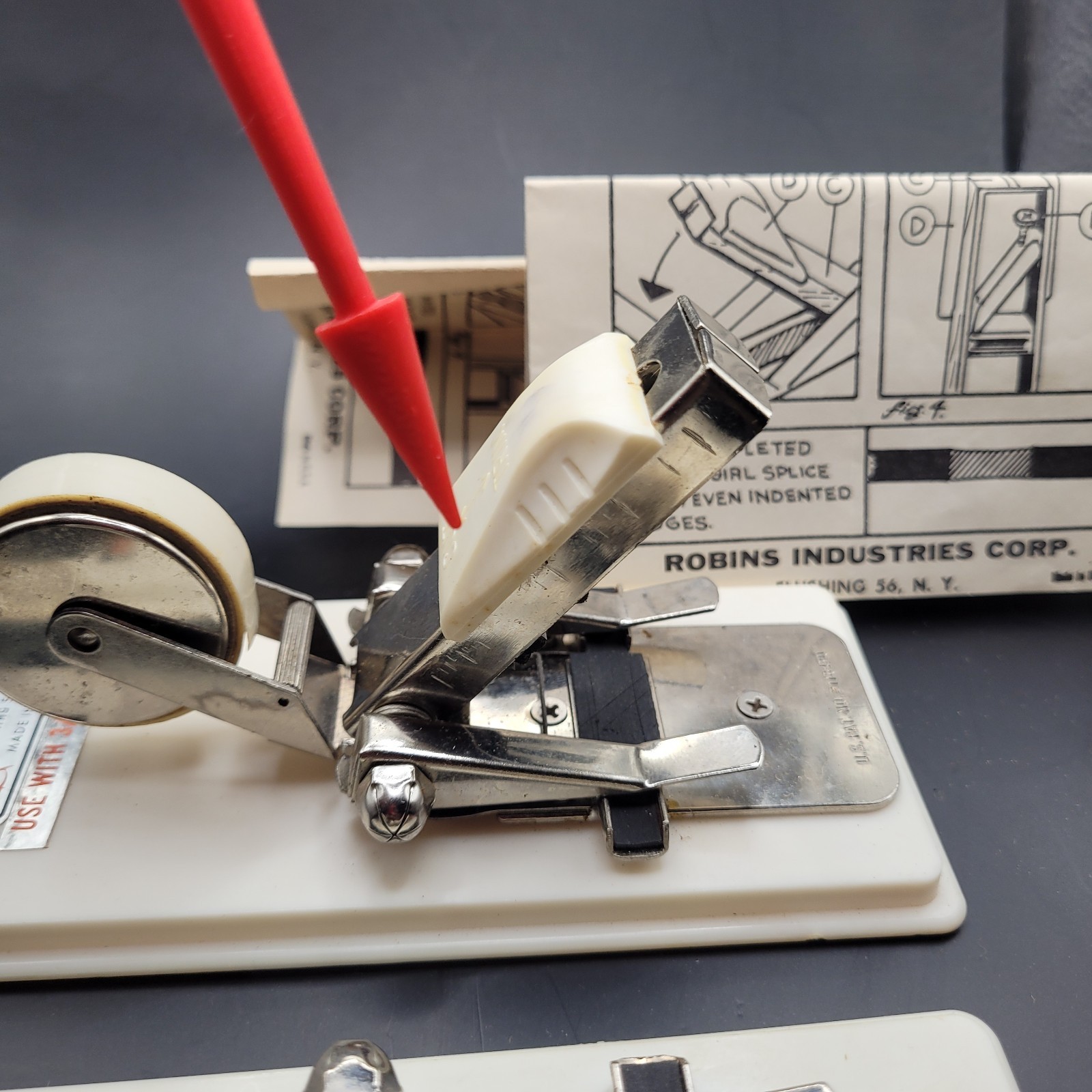 Vintage Robins Gibson Girl Tape Dispenser RT-700 Labeling Machine Office Metal