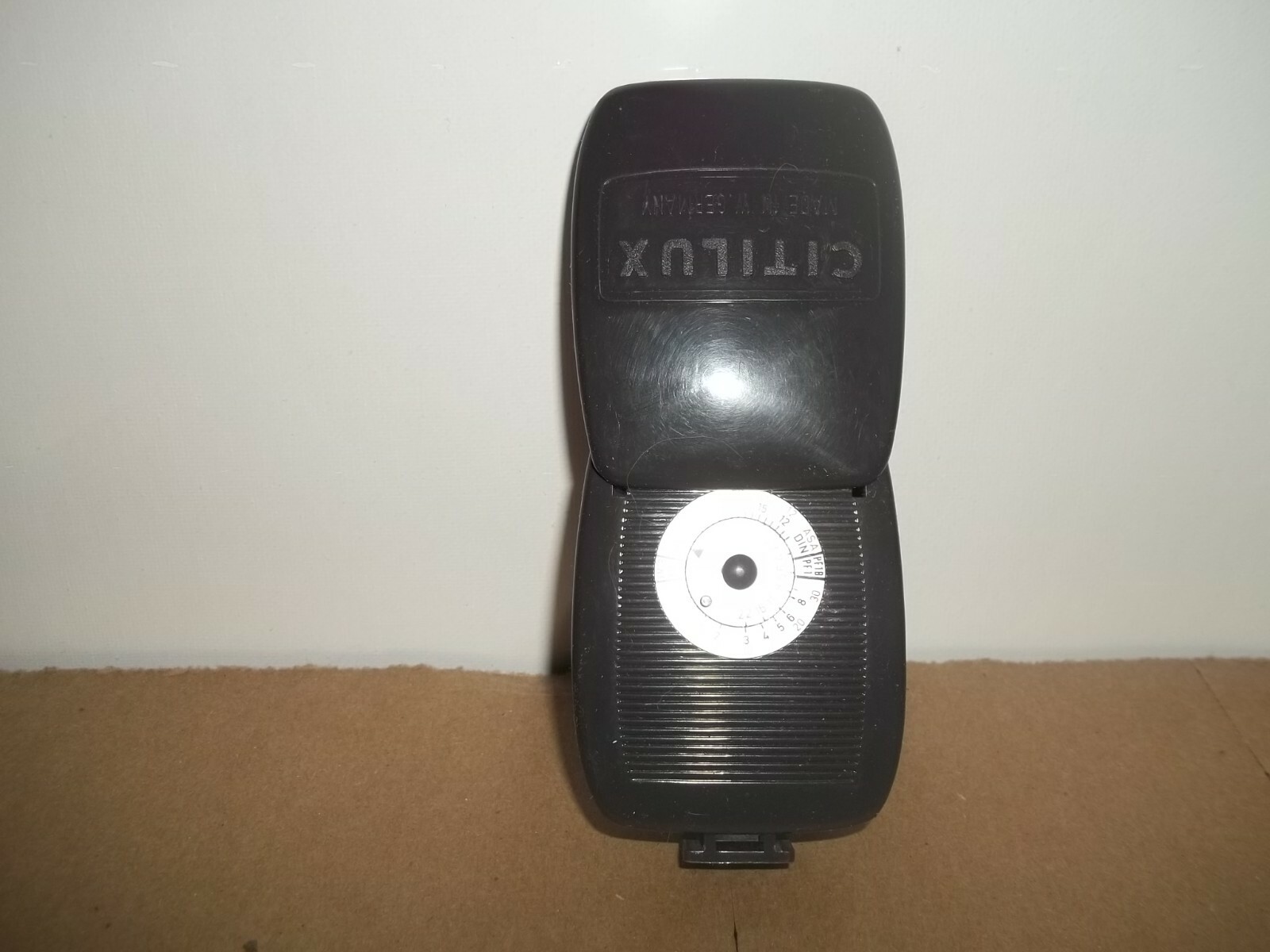 Vintage CITILUX Folding Camera Flash w/Case, cord & box Untested Germany