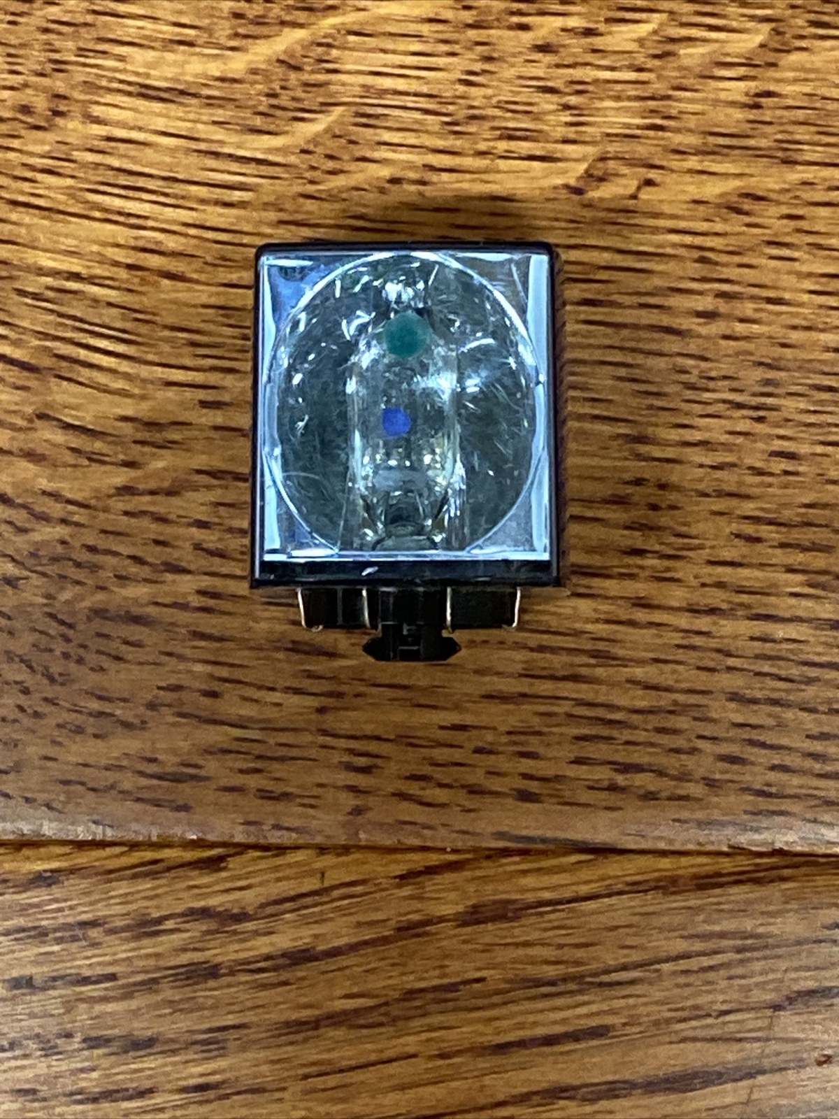 Vintage Flash Cubes -9 Vintage Cubes-Sylvania Blue Dot, Westinghouse, & GE