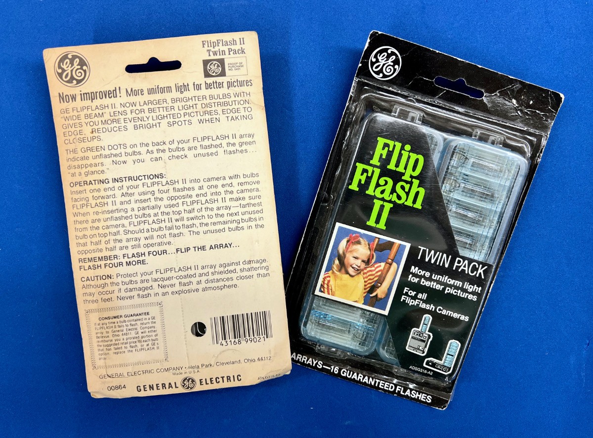 2 GE FlipFlash II Twin Packs NOS Sealed Flashbulbs 4 Arrays Vintage Camera Flash