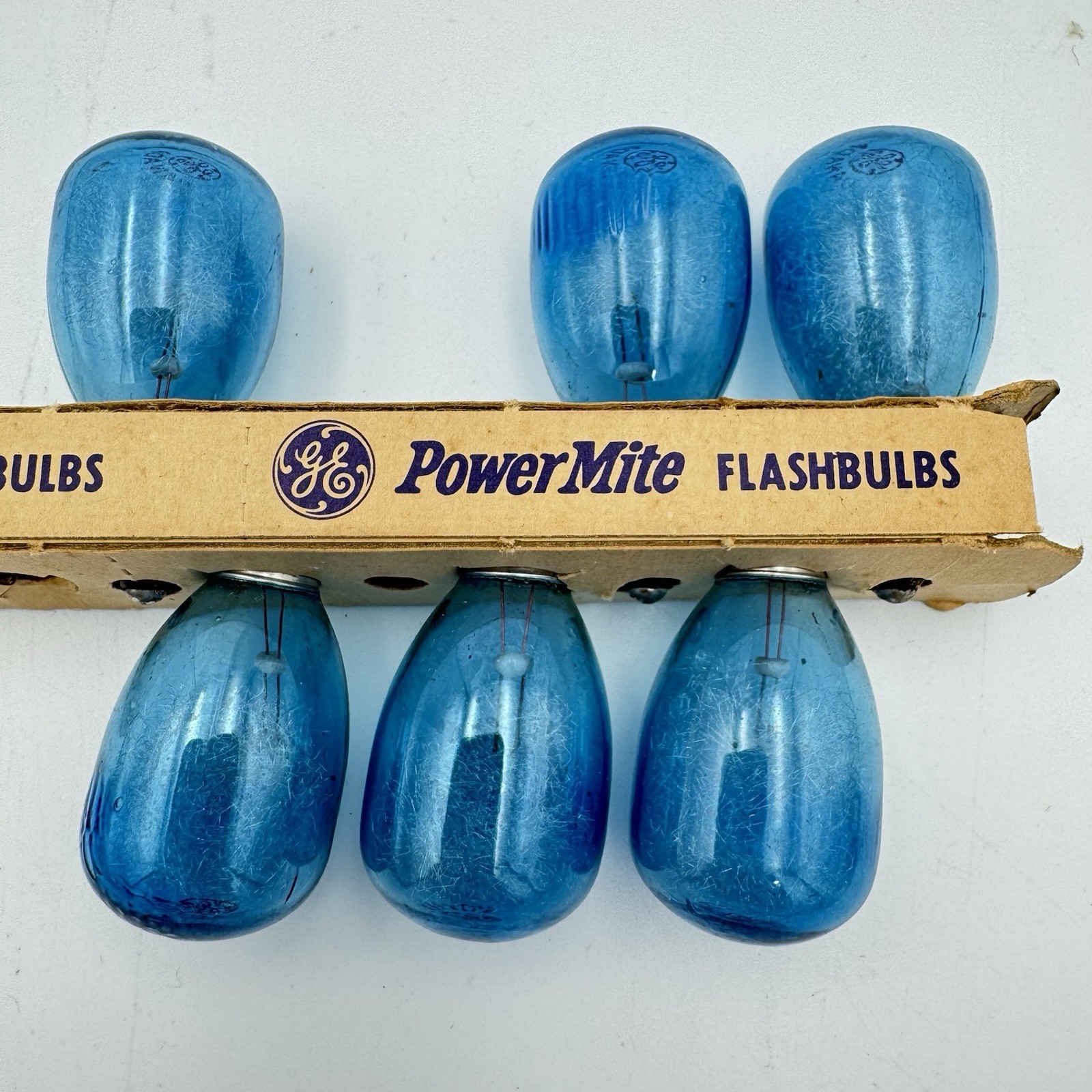 Vintage GE M2B Flashbulbs – 6 Blue Bulbs – General Electric New Old Stock