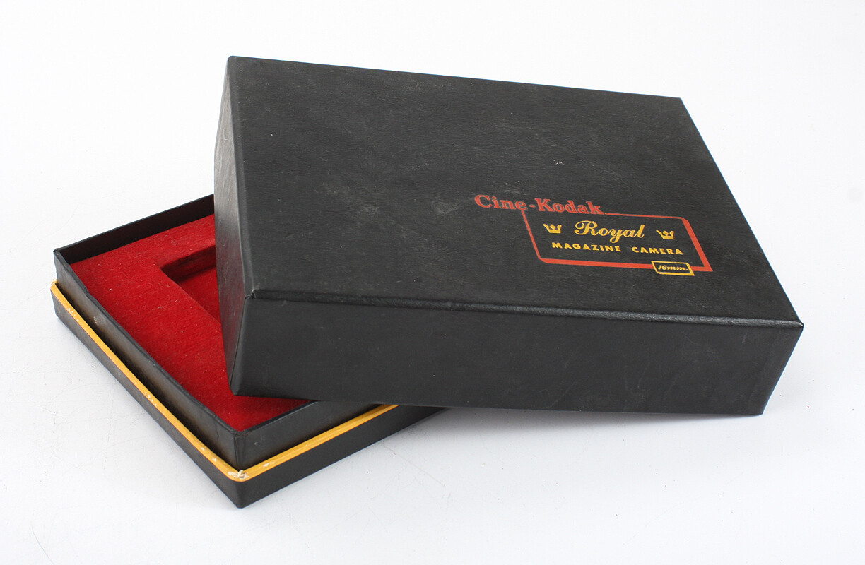 KODAK EMPTY BOX ONLY FOR CINE-KODAK ROYAL/195670