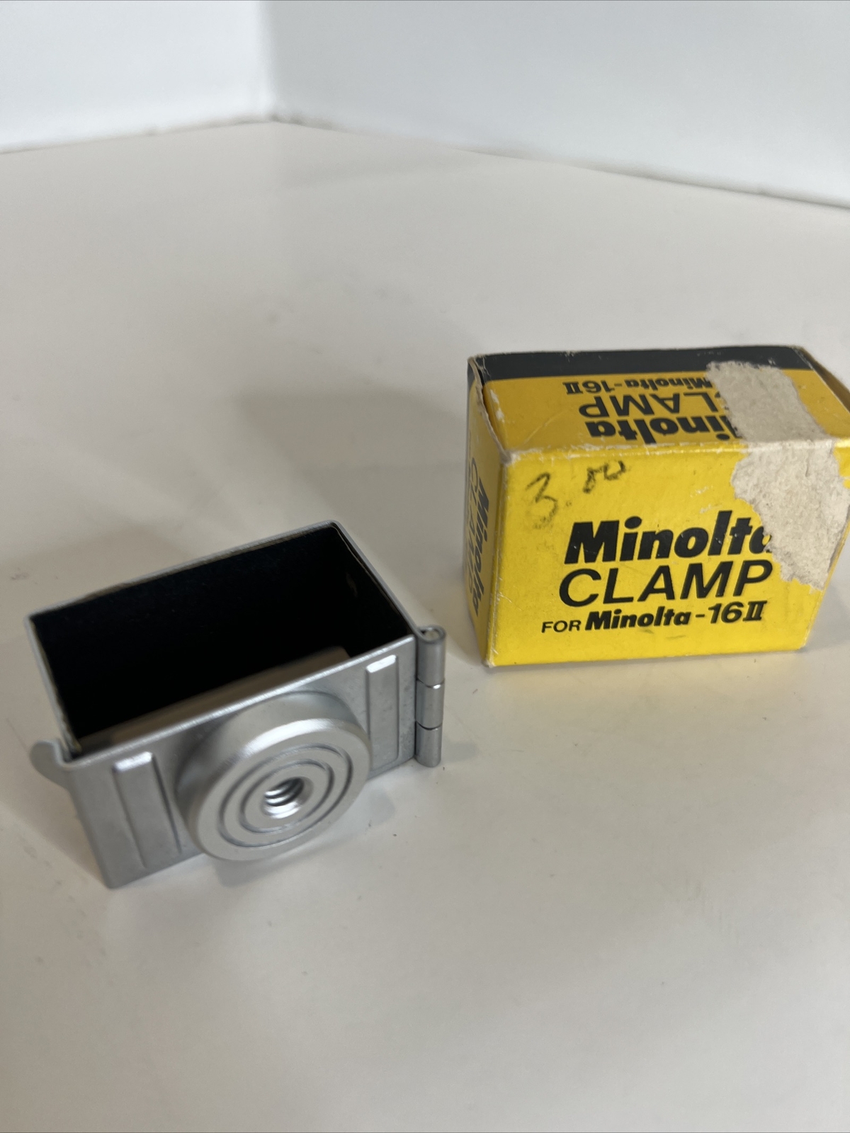 Genuine Minolta Accessory Tripod Shoe Clamp for Minolta 16 P, EE & EE II -Japan